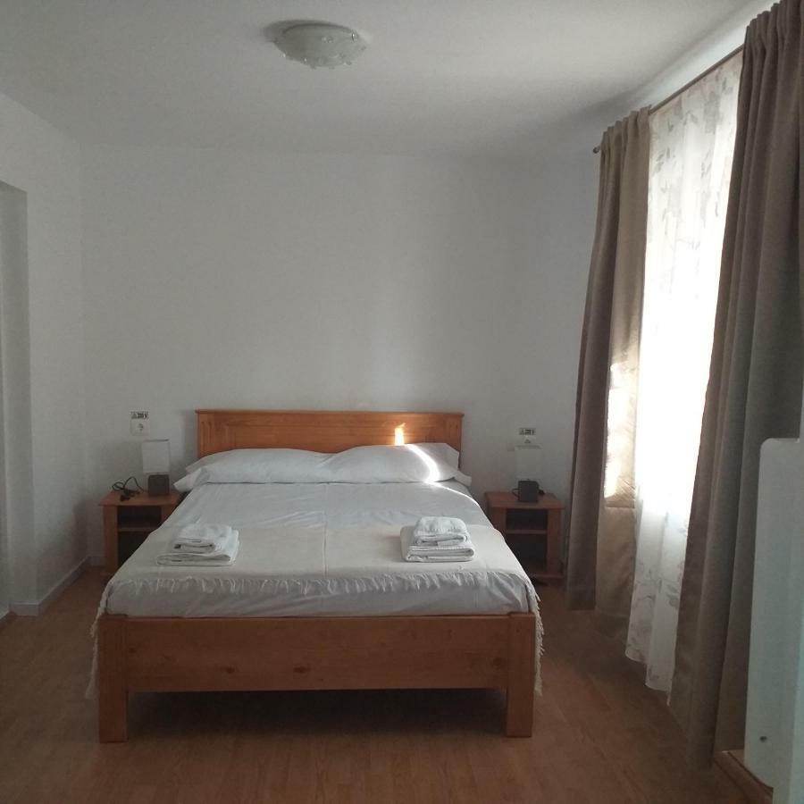 Pensiunea Casa Maria Vişeu de Sus Exterior foto